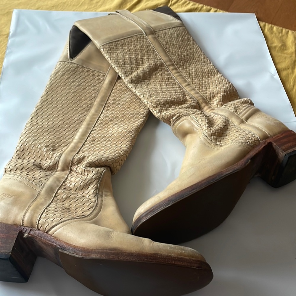 Frye Tall Pull on Boots size 10 cowboy boots
